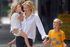 Kelly Rutherford and Children (Photo New York Post)